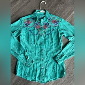Panhandle slim turquoise embroidered western Button-Up Shirt, tencel size small